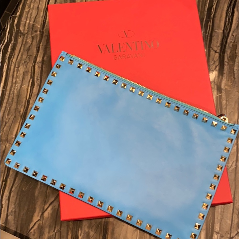 Valentino Garavani Rockstud Clutch